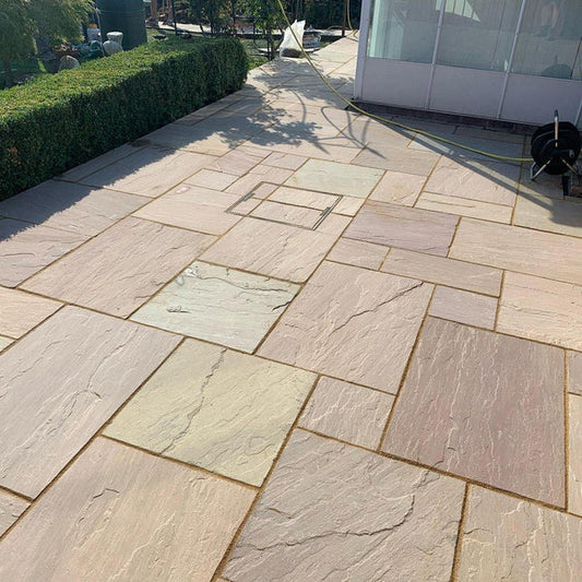 What Is Flagstone & How Is It Used in the UK Flooring Industry?