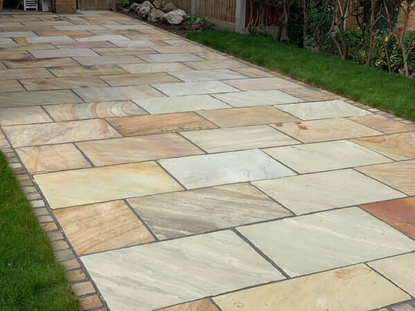Mint Fossil Indian Sandstone Paving β soft-toned Indian stone ideal for patios, paths, and courtyards