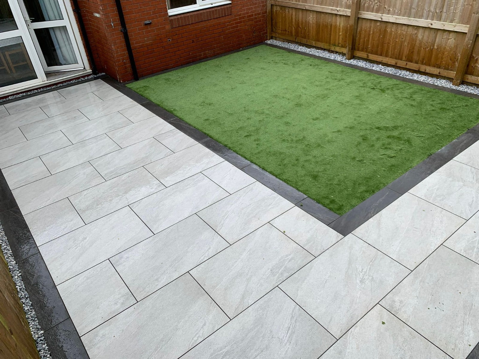 Dome Grey Paving Slabs β elegant grey outdoor tiles with a smooth textured finish, perfect for modern patios and garden areas