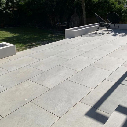 HS Grey Porcelain Paving Slabs – sleek grey porcelain tiles with a smooth matte finish for modern and low-maintenance outdoor patios