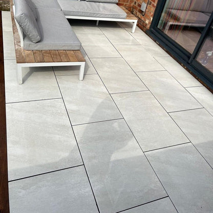 Mountain White Outdoor Porcelain Paving Slabs – bright white porcelain tiles with a smooth matte finish, perfect for clean and modern patio designs