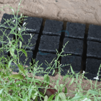 Black Granite Flamed Cobbles